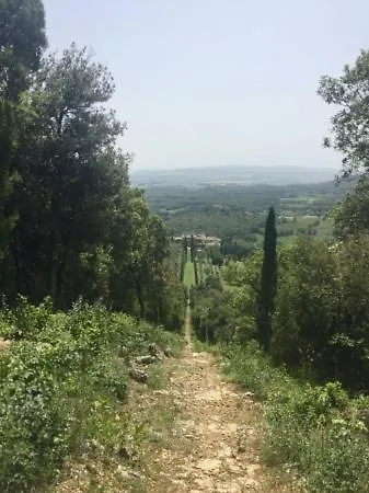 Cosy Country Garden Sovicille