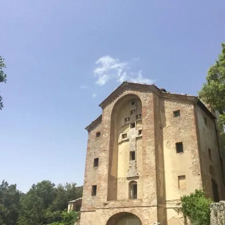 Cosy Country Garden 3* Sovicille